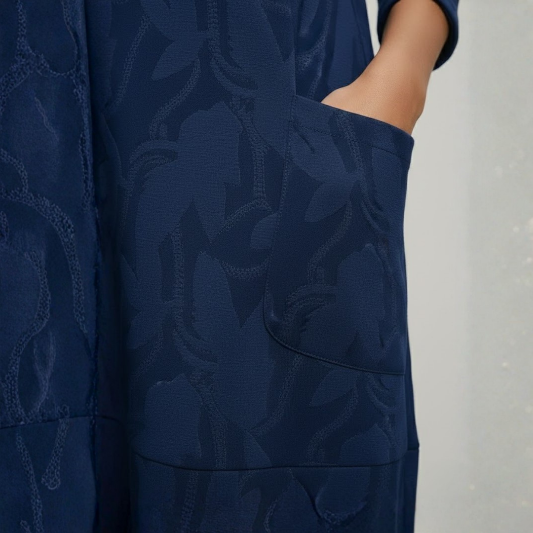 Robe d'hiver pour femme à manches longues et silhouette ajustée