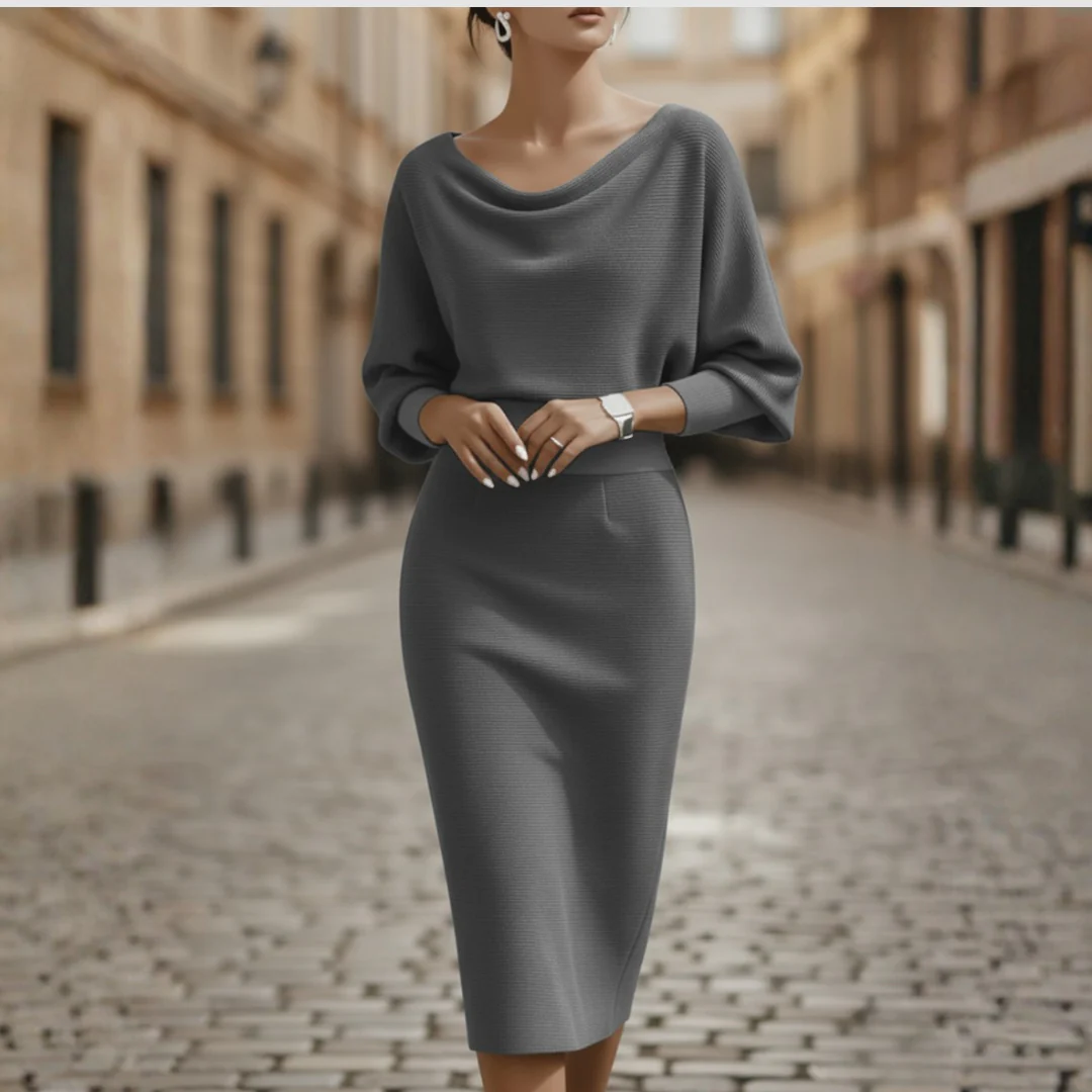 Vestido elegante de tela suave para mujer con escote ancho