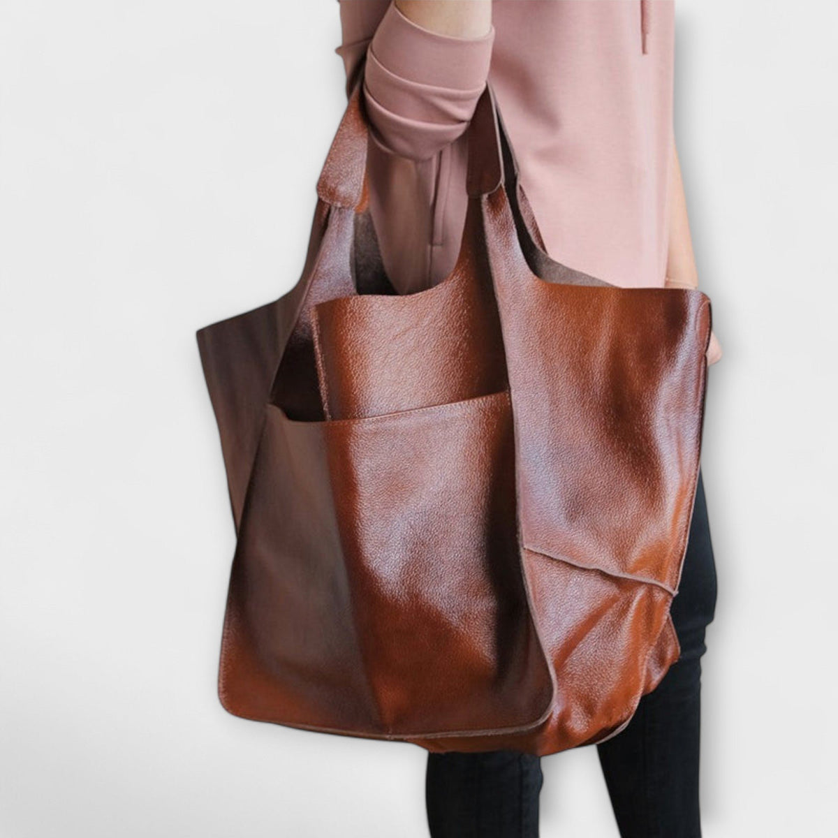 Women's Oversized Leather Weekender Bag | Structured Carry View 12