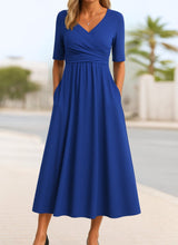 Robe portefeuille croisée élégante pour femme | Coupe flatteuse